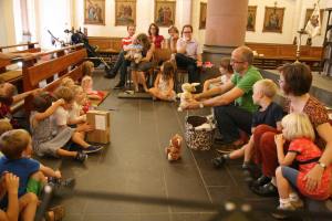 30.08.2015 Kleinkindergottesdienst „Gott kennt uns beim Namen“